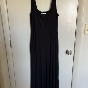 Nine Britton Classic Black Maxi Dress